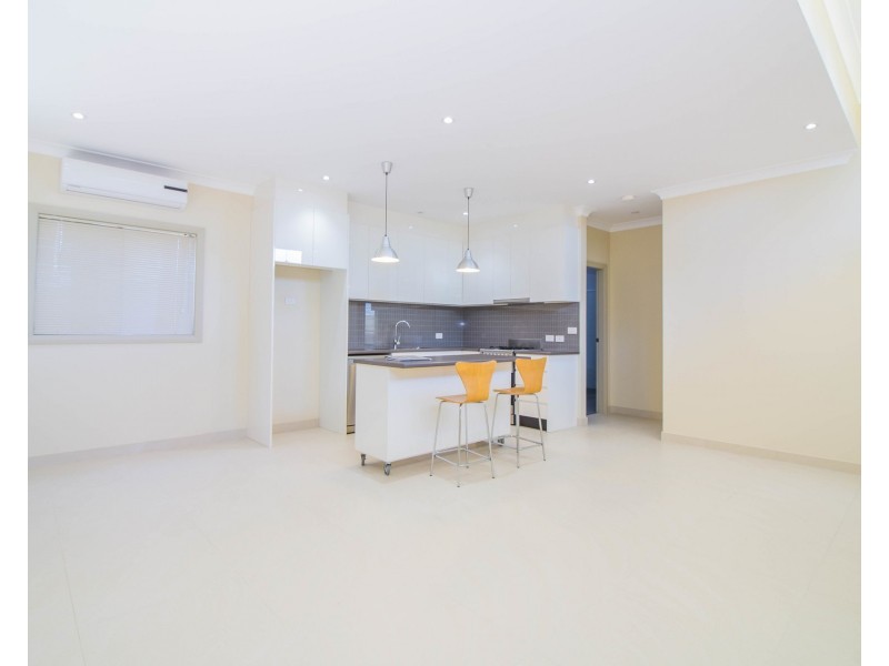GrannyFlat/21 Ada Street, Kingsgrove NSW 2208