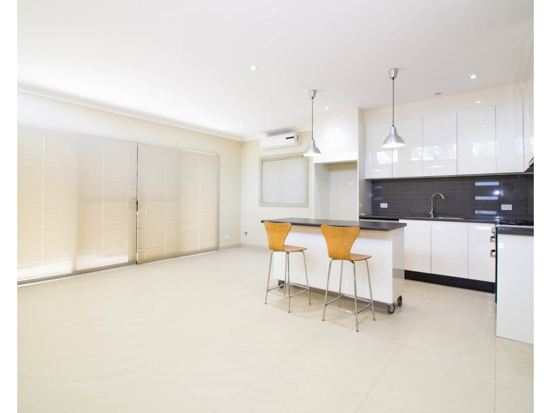 GrannyFlat/21 Ada Street, Kingsgrove NSW 2208