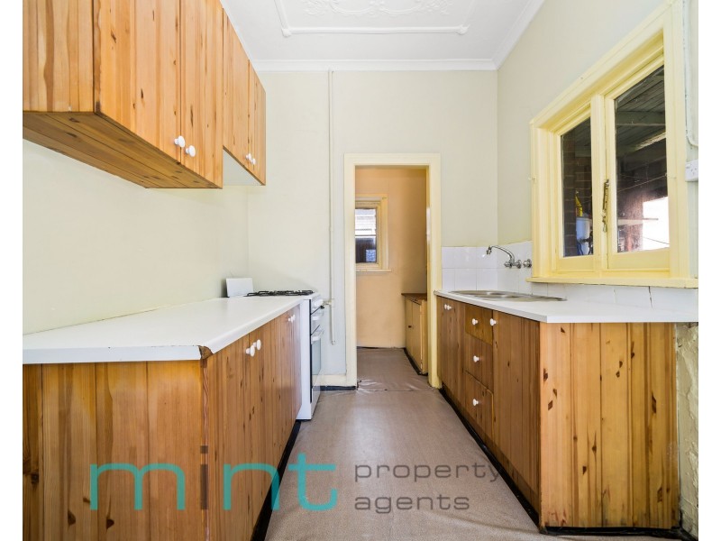 31 Robinson Street, Croydon NSW 2132