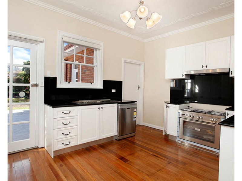 22 Middle Harbour Road, Lindfield NSW 2070