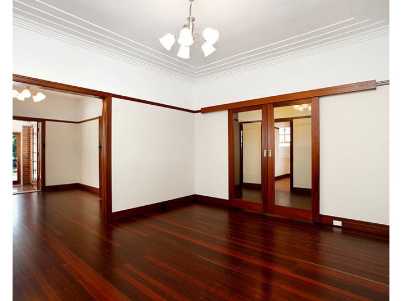 22 Middle Harbour Road, Lindfield NSW 2070