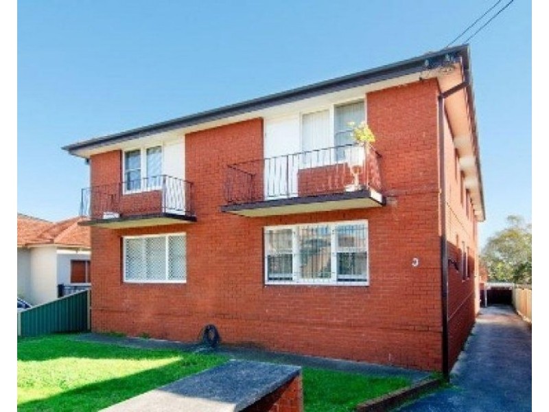 1/3 Plimsoll Street, Belmore NSW 2192