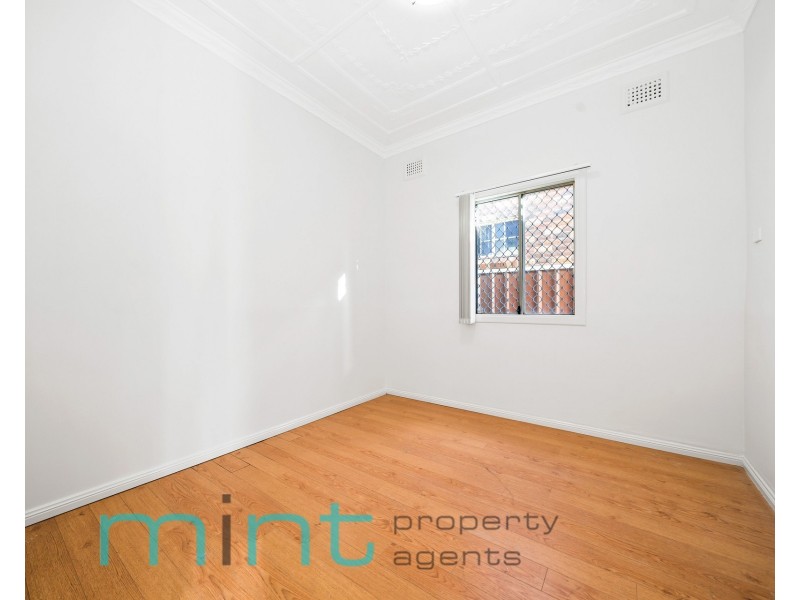 8 Samuel Street, Wiley Park NSW 2195