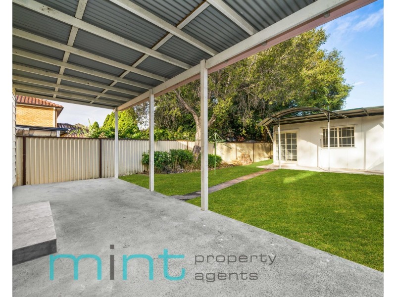 8 Samuel Street, Wiley Park NSW 2195