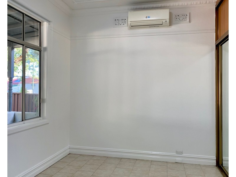 87 Ninth Avenue, Campsie NSW 2194