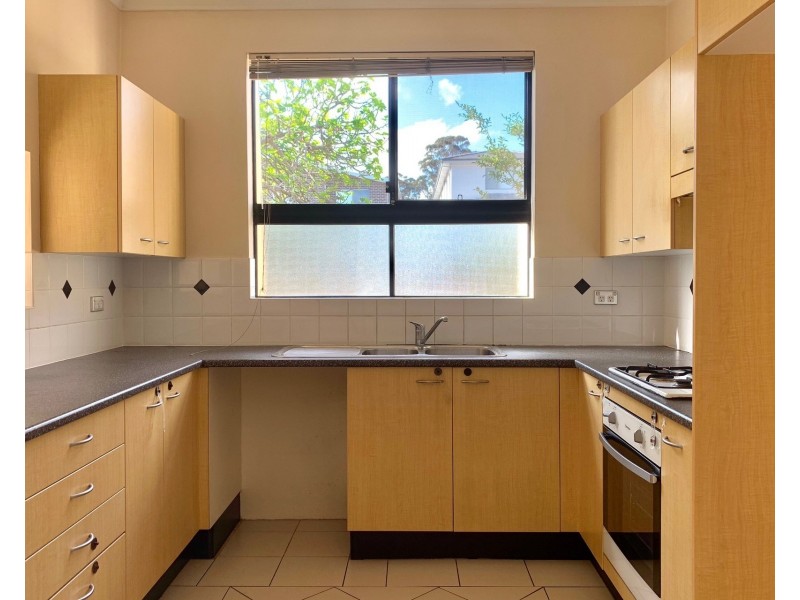 4/237 Edgar Street, Condell Park NSW 2200