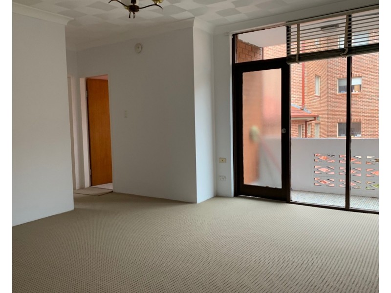 8/113 Evaline Street, Campsie NSW 2194