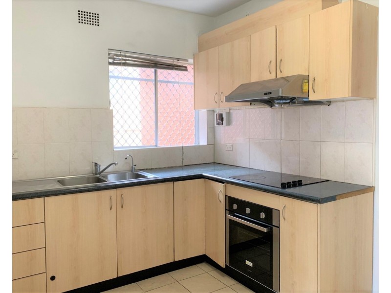 2/138 Evaline Street, Campsie NSW 2194