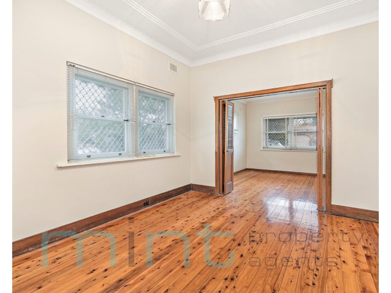 21 Birdwood Avenue, Belfield NSW 2191