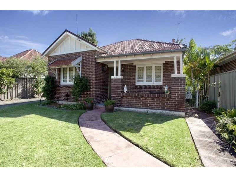 47 Water Street, Belfield NSW 2191