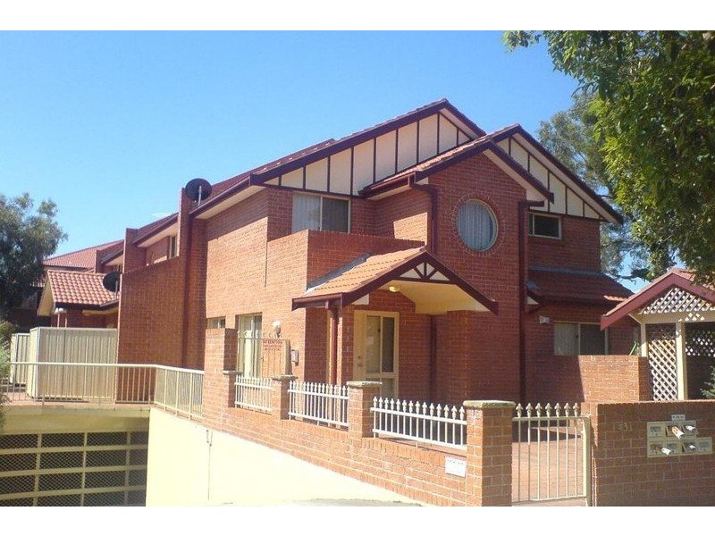 2/43 Cambridge Avenue, Bankstown NSW 2200