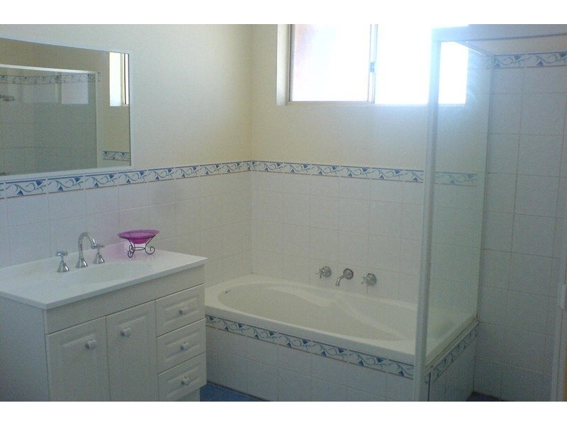 2/43 Cambridge Avenue, Bankstown NSW 2200