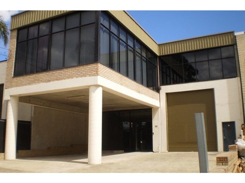 69 Hoskins Avenue, Bankstown NSW 2200