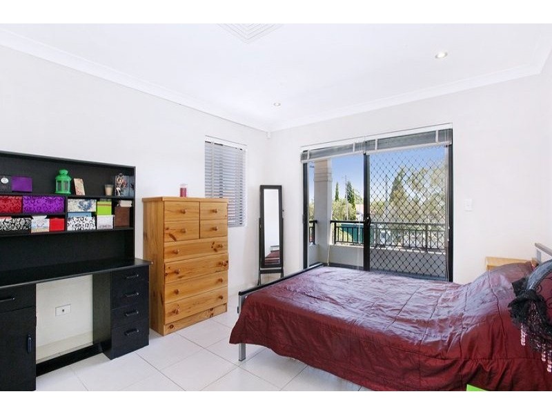 18A Hugh Street, Belmore NSW 2192