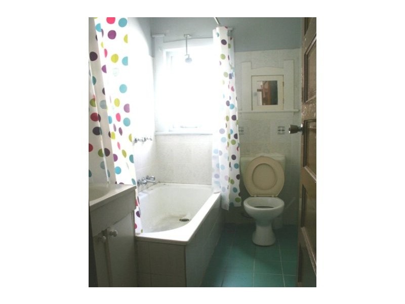 24 Leylands Parade, Belmore NSW 2192