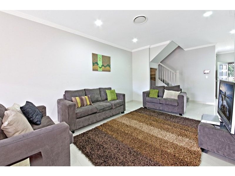 146 Juno Parade, Greenacre NSW 2190