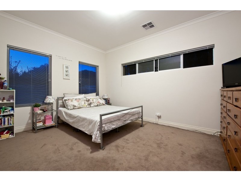 33 Keyes Street, Lathlain WA 6100