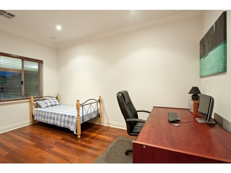 33 Keyes Street, Lathlain WA 6100