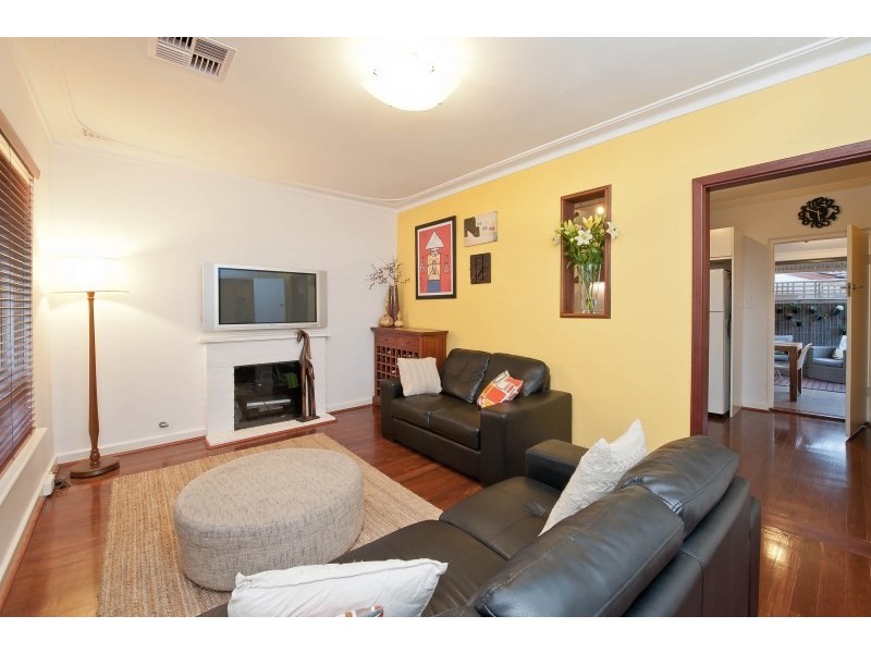 20A Wicca Street, Rivervale WA 6103