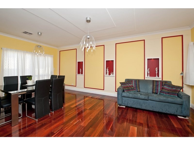 6 Humphry Street, St James WA 6102