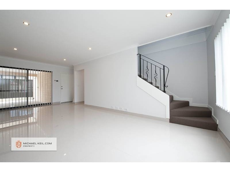 1/15 Patchett Street, Cloverdale WA 6105