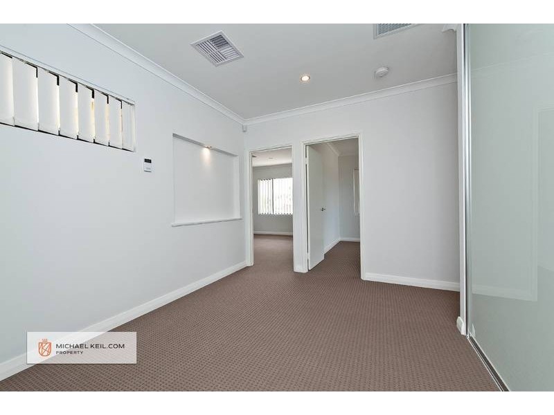 1/15 Patchett Street, Cloverdale WA 6105