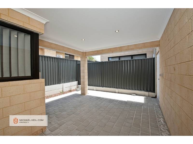 1/15 Patchett Street, Cloverdale WA 6105