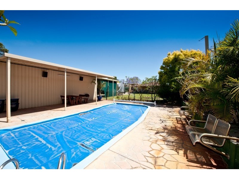 15 Pearl Road, Cloverdale WA 6105