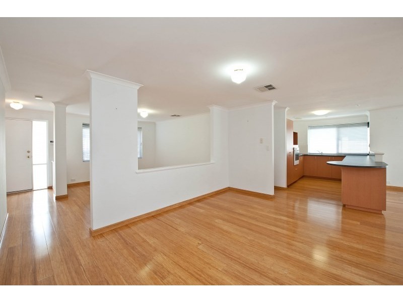 102A Mars Street, Carlisle WA 6101