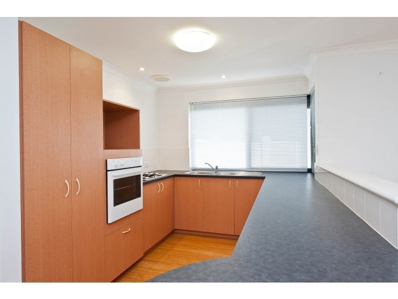 102A Mars Street, Carlisle WA 6101