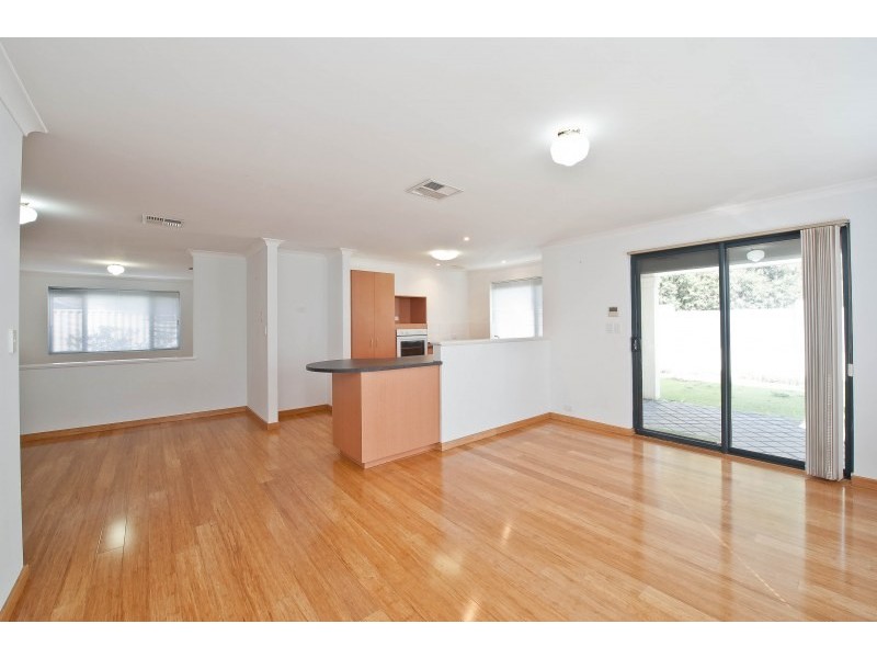 102A Mars Street, Carlisle WA 6101