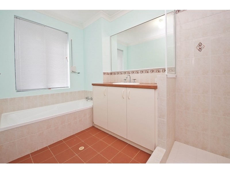 102A Mars Street, Carlisle WA 6101