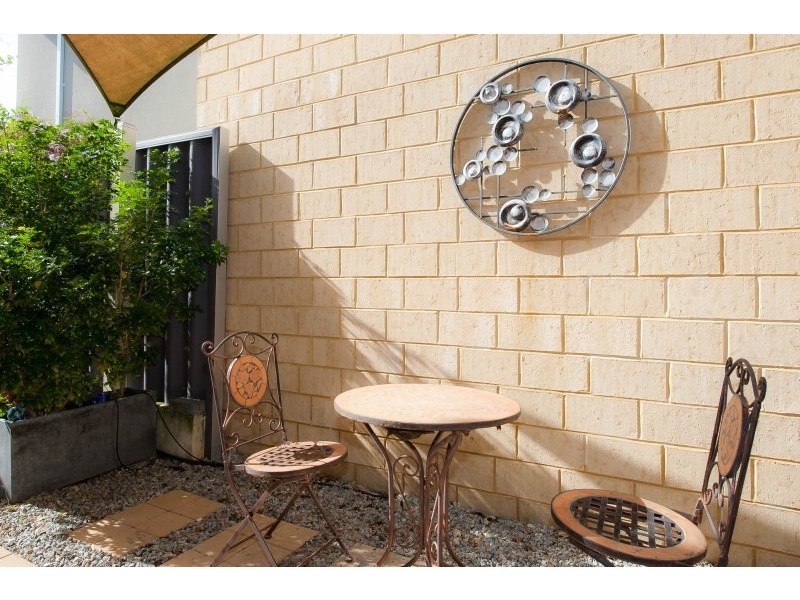 69 Solar Way, Carlisle WA 6101