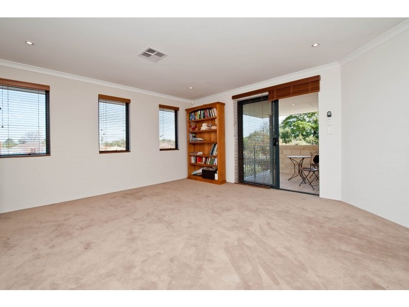 69 Solar Way, Carlisle WA 6101