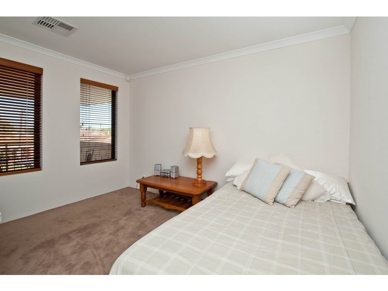 69 Solar Way, Carlisle WA 6101