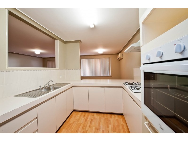 3/39 Leonora Street, Como WA 6152