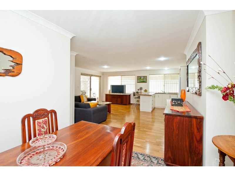 14 Lyons Street, Rivervale WA 6103