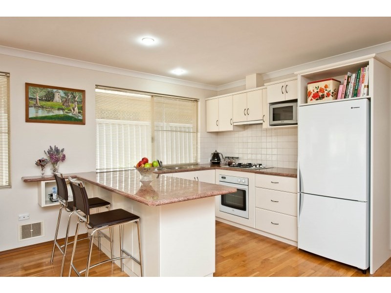 14 Lyons Street, Rivervale WA 6103