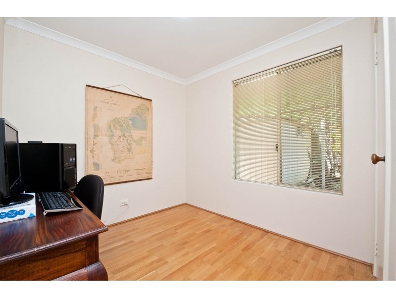 14 Lyons Street, Rivervale WA 6103