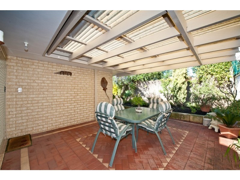 14 Lyons Street, Rivervale WA 6103