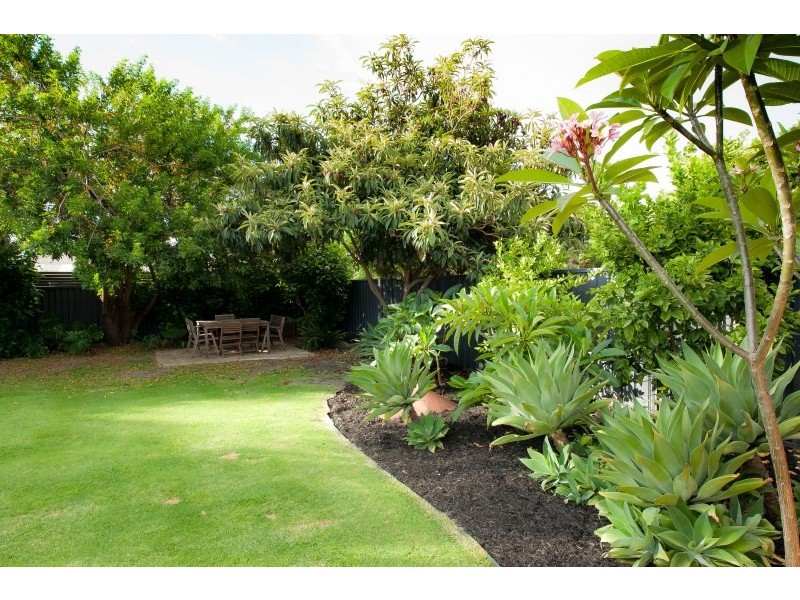 19 Connell Street, Belmont WA 6104