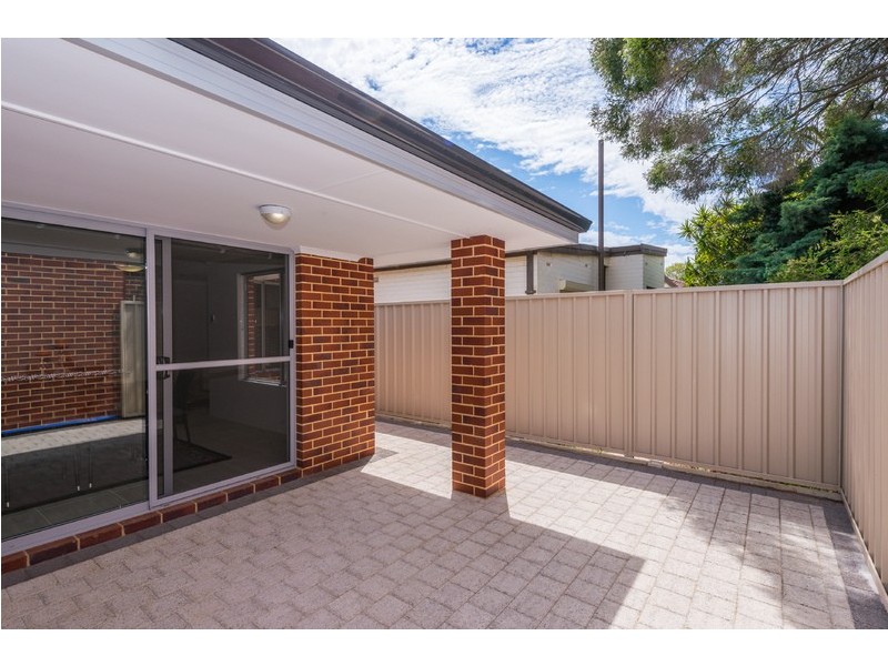 1/169 Leake Street, Belmont WA 6104