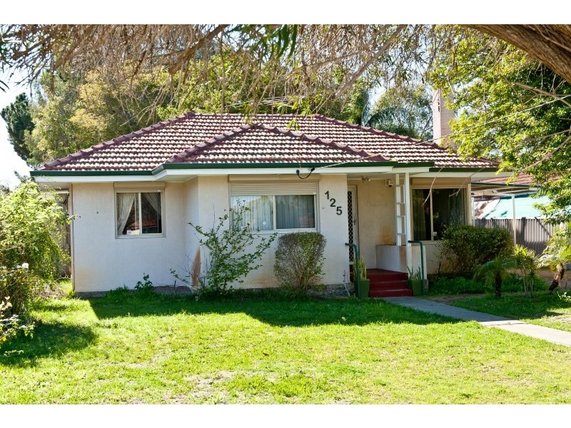 125 Williamson Avenue, Cloverdale WA 6105