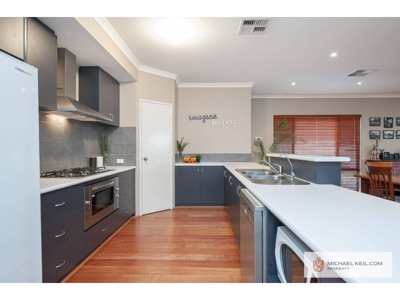 6 Goodall Street, Cloverdale WA 6105