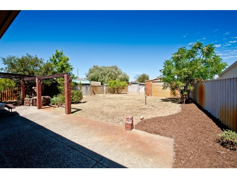19 Kestal Place, Kewdale WA 6105