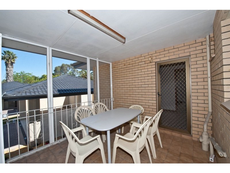 24 Whiteside Street, Cloverdale WA 6105