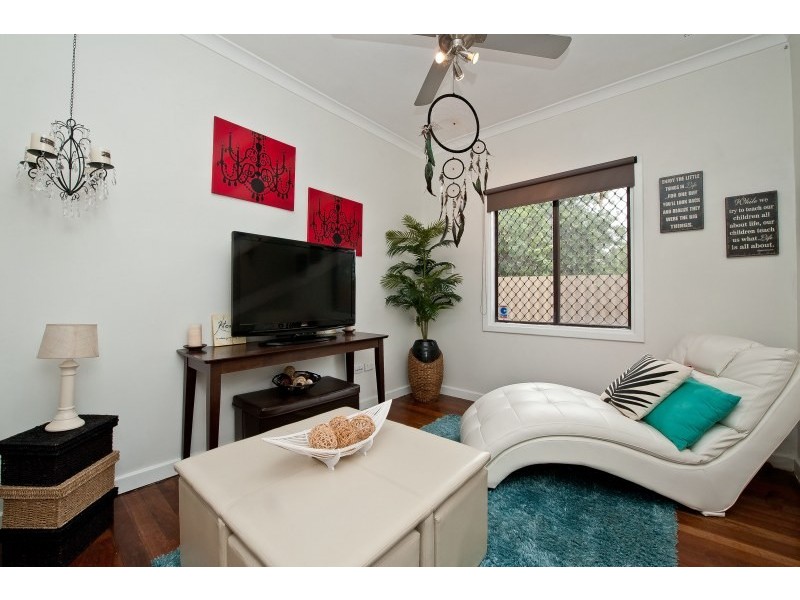 44 Kennerly Street, Cloverdale WA 6105