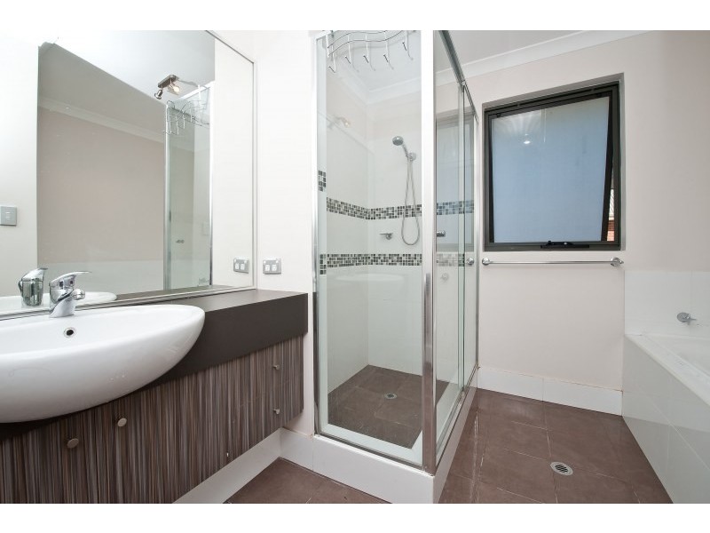 1/334 Fulham Street, Cloverdale WA 6105