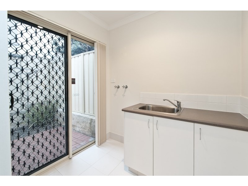 7/8 Forster Avenue, Lathlain WA 6100