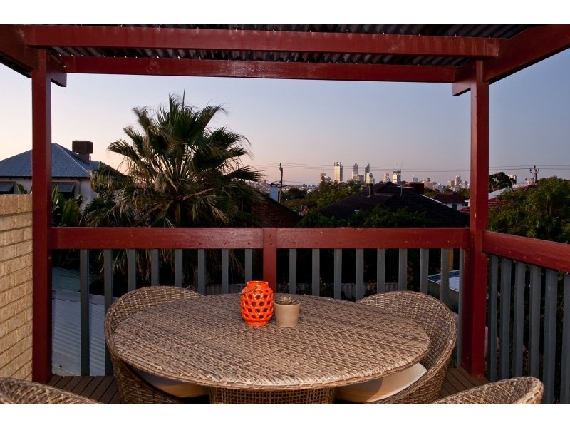 14 Carey Street, Kensington WA 6151